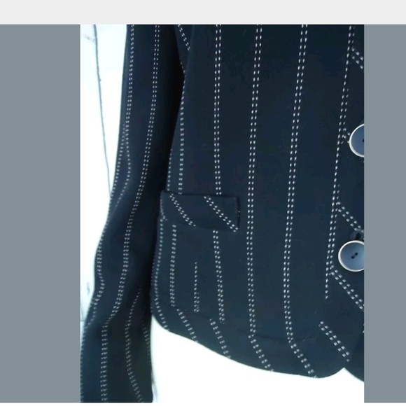 Carlisle Blazer 4 Black Wool Poly Stretch Pinstrip - Picture 2 of 6